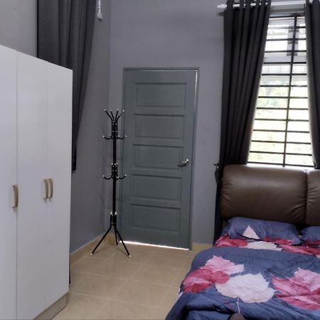 Sh Homestay Kota Bharu Exteriör bild