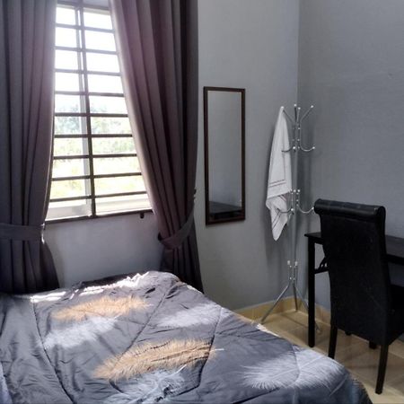 Sh Homestay Kota Bharu Exteriör bild